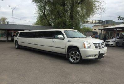 аренда лимузина на свадьбу Cadillac Escalade в Алматы