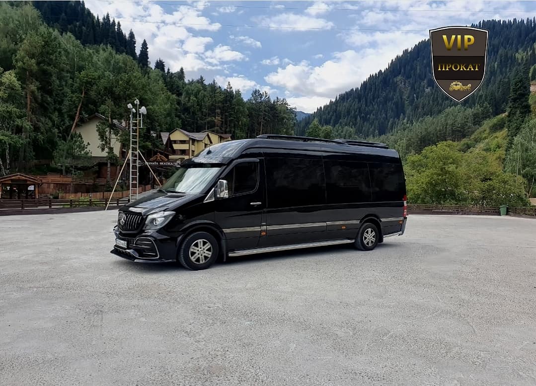 Прокат автомобилей: Mercedes Sprinter BlacK